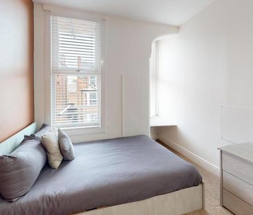 6 bedroom house to rent - Photo 4