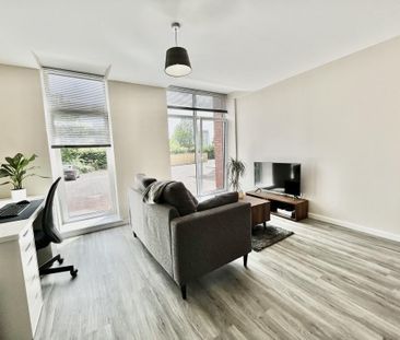 1 Bed Flat, Southwood House, M5 - Photo 1