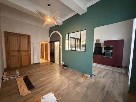 Location appartement 3 pièces, 75.46m², Nîmes - Photo 3