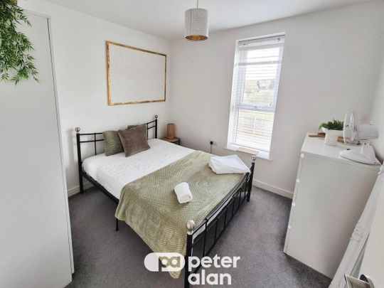 Riverbank Avenue, NEWPORT - Photo 1