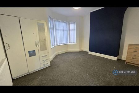 3 bedroom terraced house to rent - Photo 5