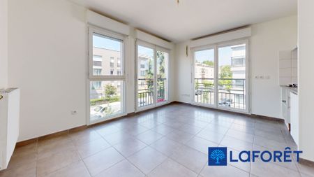Apartment - Photo 2