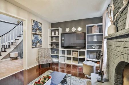 For Lease - 174 Torrance Woods N/A, Brampton, Ontario - Photo 4