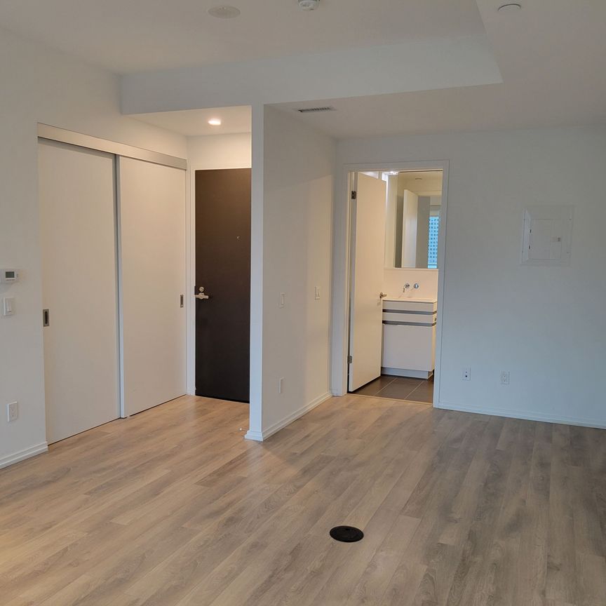 For Lease - 197 Yonge Street Unit# 3208, Toronto, Ontario - Photo 1