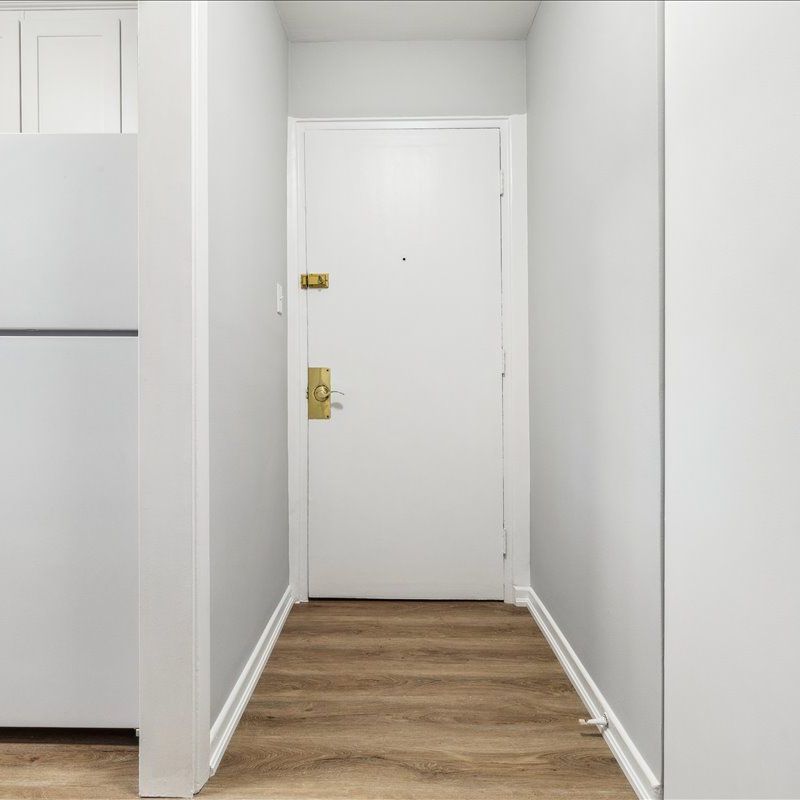 For Lease - 2350 Queensway Drive Unit# 3, Burlington, Ontario - Photo 1