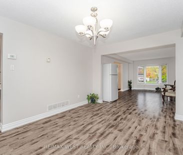 For Lease - 86 Dina Road, Vaughan, Ontario - Photo 4
