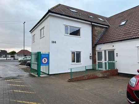 166 Gloucester Road, Patchway - Photo 3