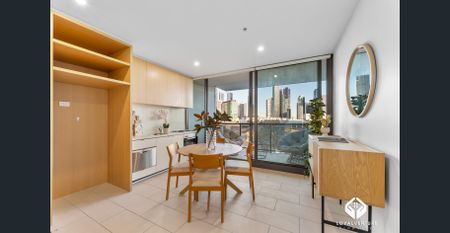 Light-Filled City Living with River Views - Photo 5