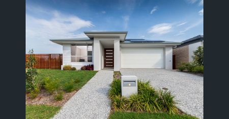 Modern Family Living with Space, Style & Convenience - Photo 2