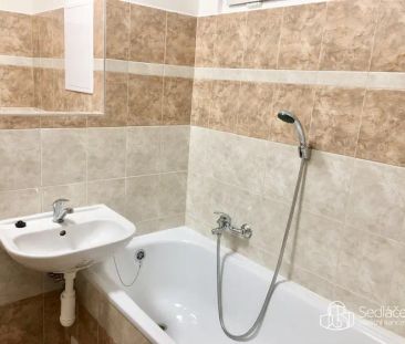 Pronájem bytu 1+1 s balkonem, Sokolov - Photo 5