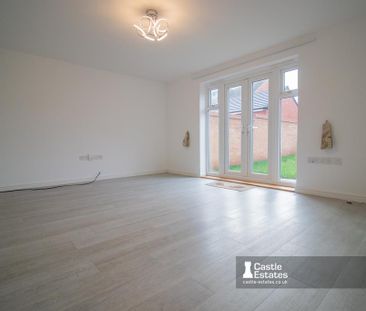 4 bedroom detached house to rent - Photo 2