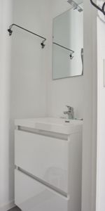 GAMBETTA C Roommate 4 Bedrooms at Reims - Photo 3
