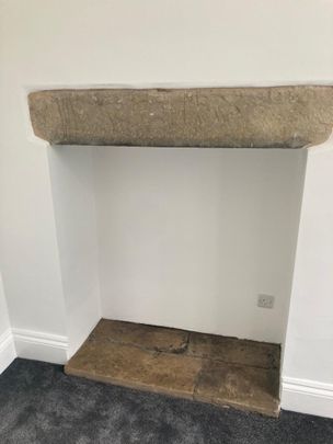 4 bedroom terraced house to rent - Photo 1