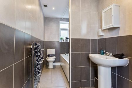 5 bedroom house to rent - Photo 3