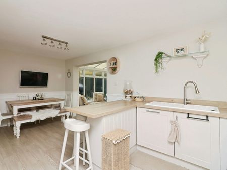 Cluster house to rent on - Photo 4