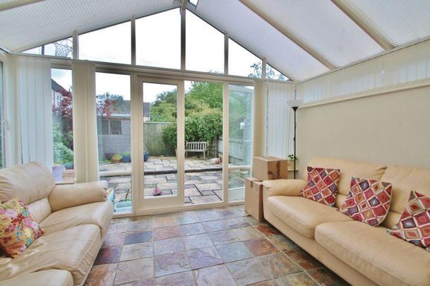 3 bedroom semi-detached house to rent - Photo 1