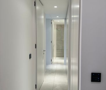 MODERNO ED ELEGANTE APPARTAMENTO - Photo 4