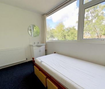 5 bedroom terraced house to rent - Photo 6