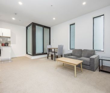 Modern Apartment - Photo 5