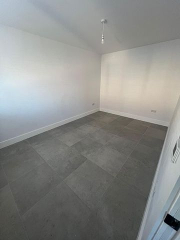 4 bedroom semi-detached house to rent - Photo 4