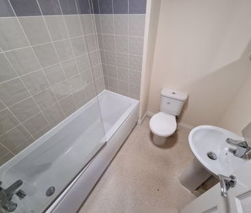 Town Centre, BA21 4HA, Yeovil - Photo 2