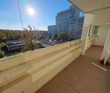 Viel Platz f&uuml;r Ihre Familie mit EBK und Balkon in der City-West - Foto 2