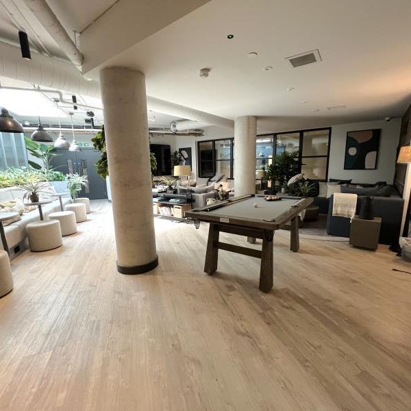 Studio to rent - Photo 1