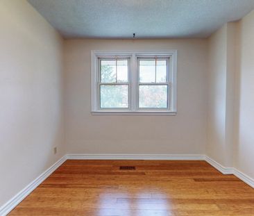 For Lease - 1 Billy Joel Crescent, Markham, Ontario - Photo 4