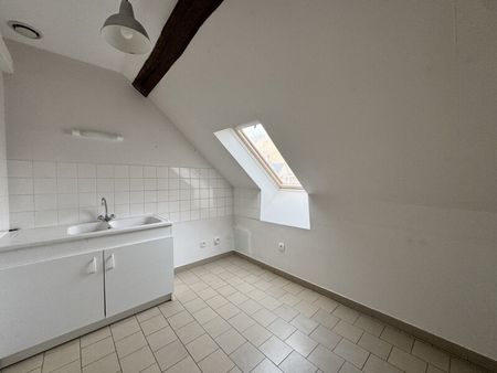 Location Appartement 3 pièces 58m² ORLEANS 45000 - Photo 4