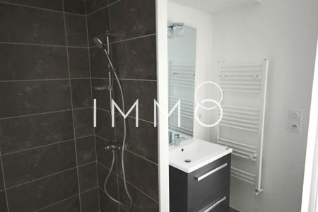 Location Appartement 2 pièces 41m² MARSEILLE 9ème - Photo 3
