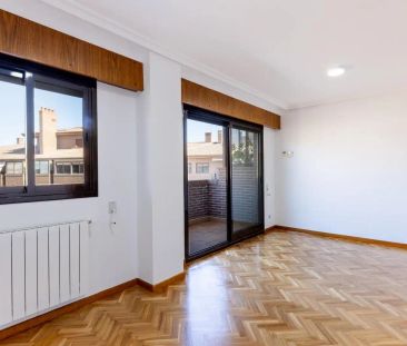 Piso de alquiler en Pedriza de la, Norte - Photo 1