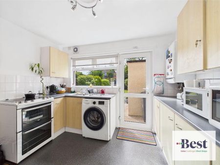 82 Shanlea Drive, Larne, BT40 2JG - Photo 5