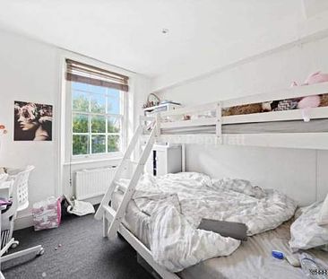 3 bedroom property to rent in London - Photo 2