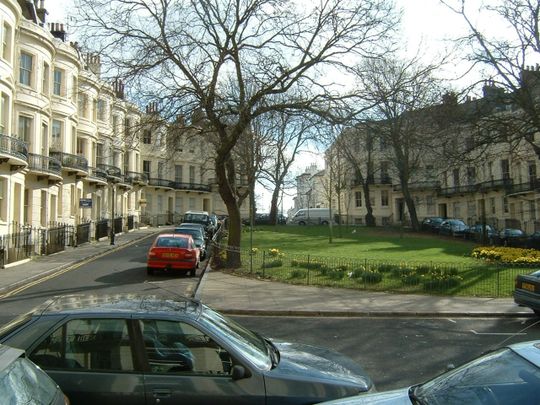 1 Bed Flat, Powis Road, BN1 - Photo 1