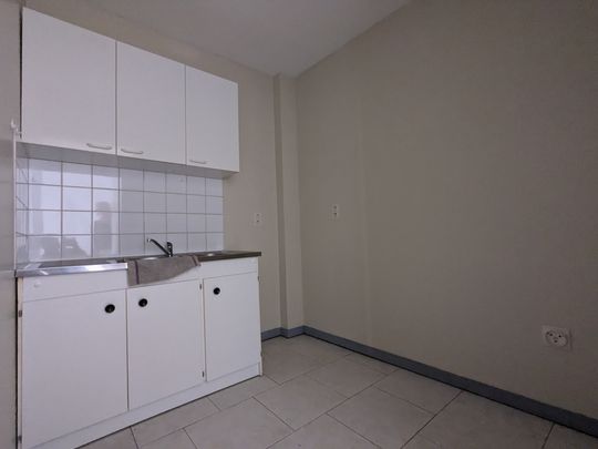 Location Appartement 3 pièces 50m² ISSOUDUN 36100 - Photo 1