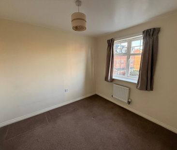 4 bedroom townhouse to rent - Photo 3