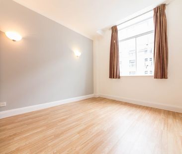1 Bed Flat, South Block, SE1 - Photo 3