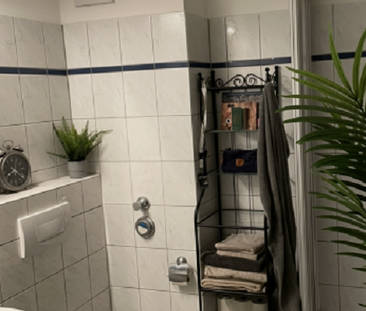 Großzügige 2 Zimmer Wohnung mit Dachterasse in Köln-Holweide - Went... - Photo 2