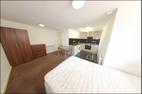 Studio apartments in Leeds - Photo 1