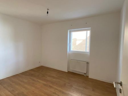 Ideal auch für eine 2erWG! Helle, schöne 2 Zimmer-Wohnung mit Balkon in idealer Lage zur Innenstadt+Bahnhof, Westanlage 20, Gießen - Foto 4