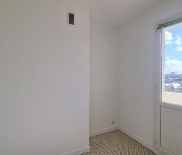 Location Appartement 3 pièces 71m² TOURS 37000 - Photo 3