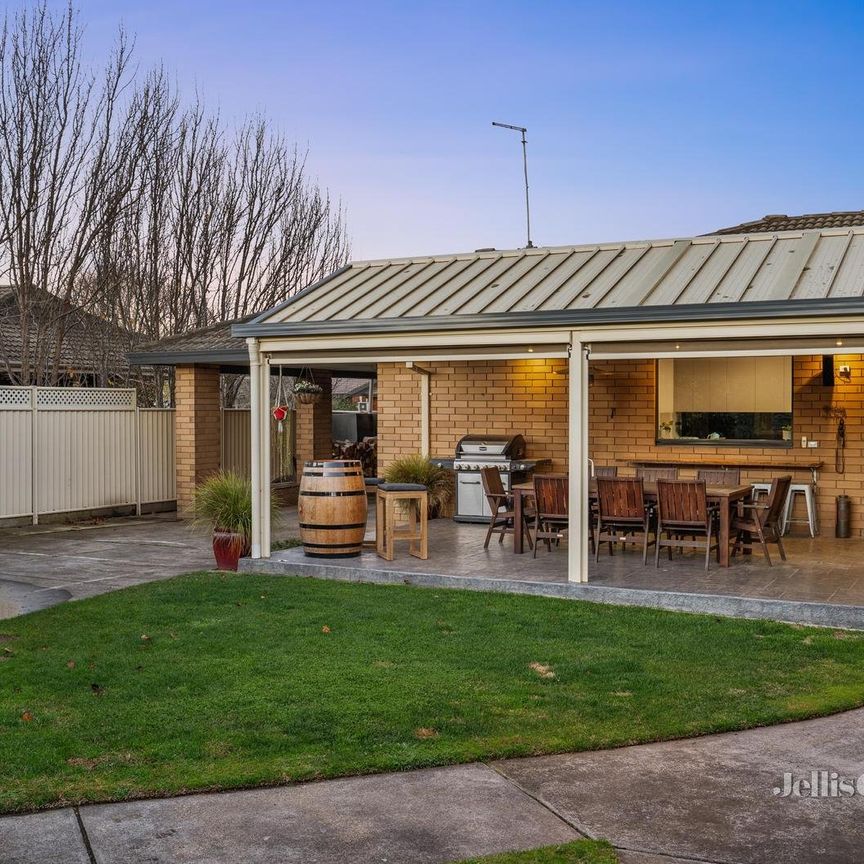 4 Caroline Street, Alfredton - Photo 1