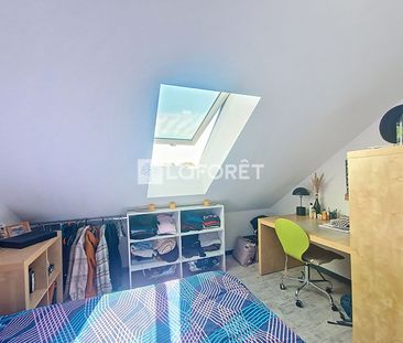House - Photo 2