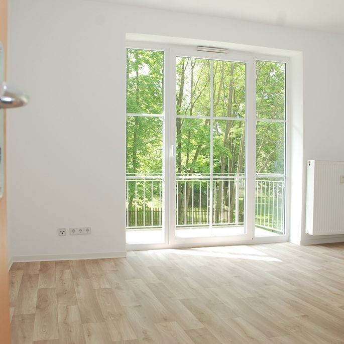 Helle 3-Raum-Wohnung mit Balkon - Foto 1