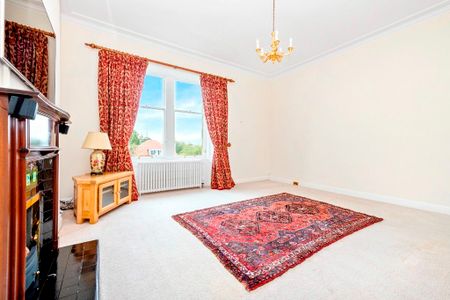 4 bedroom flat to rent - Photo 3