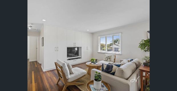 ELEVATED & MOVE-IN READY CHARM WITH MODERN TOUCHES - Photo 1