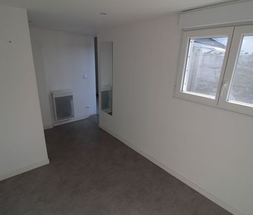 Location Appartement 1 pièce 39m² - Photo 3