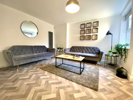 Amington Road Unit 4 - Photo 2