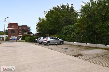 Modern gelijkvloersappartement met 2 slaapkamers en 2 staplaatsen te huur in Sint-Pieters-Leeuw - Foto 3