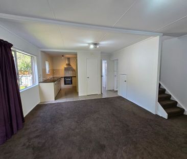 3 Bedrooms 1.5 Bathroom House - Photo 4